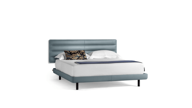 Poltrona Frau Ferdinandea / Letto - Architetto.Studio